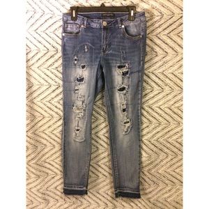 Patched Rue 21 Skinny Jeans 👖